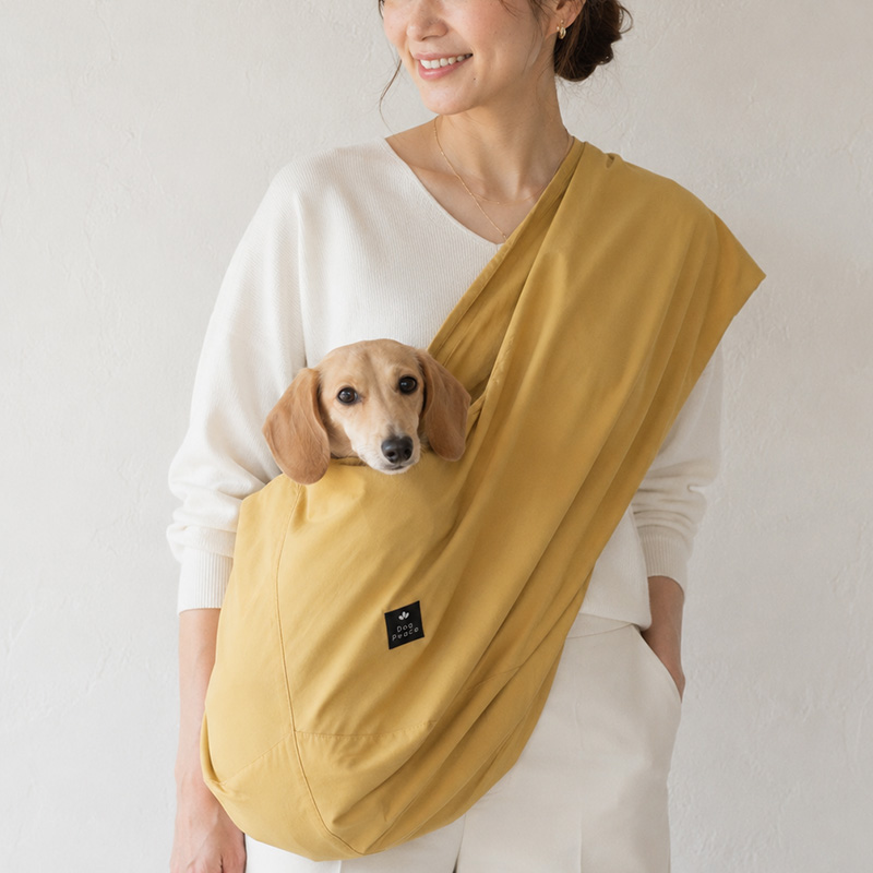 愛犬を楽々抱っこできるドッグスリングはコチラ